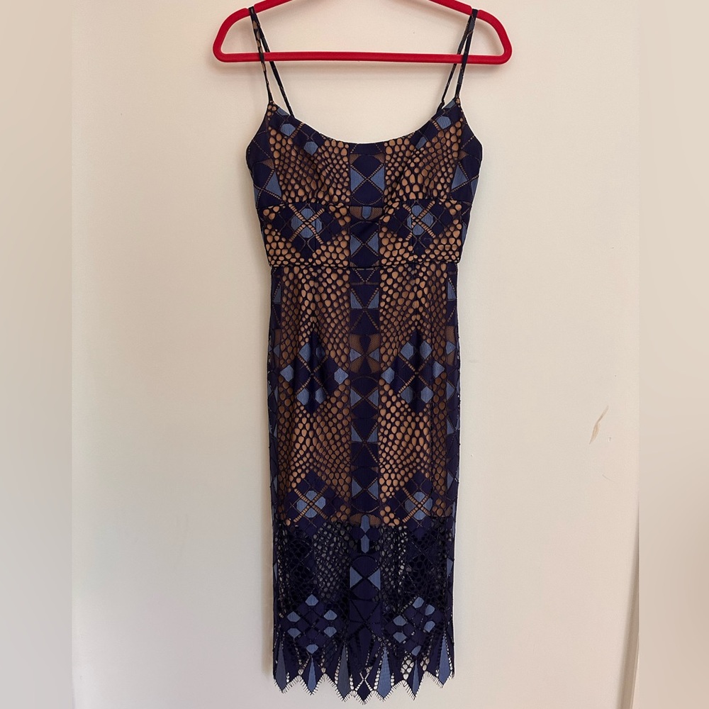 BCBG MaxAzria Geometric Lace MIDI Dress - size 0